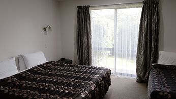 ASURE Phoenix Motor Inn