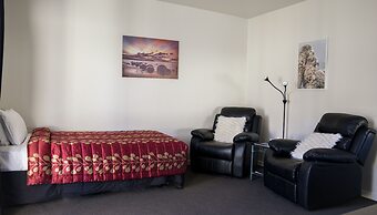 ASURE Phoenix Motor Inn