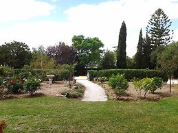 Lyreen's Apartment B&B