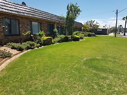 Acacia Motel Griffith