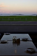 Esperance Beachfront Resort