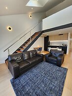 Semaphore Blue Apartments