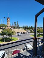 Semaphore Blue Apartments