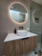 Semaphore Blue Apartments