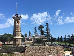 Semaphore Blue Apartments