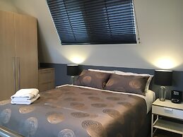 Semaphore Blue Apartments