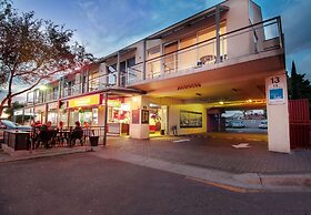 Semaphore Blue Apartments