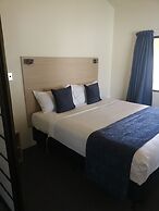 Captains Quarters Motor Inn