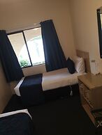 Captains Quarters Motor Inn