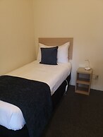 Captains Quarters Motor Inn