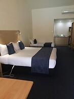 Captains Quarters Motor Inn