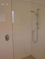 Captains Quarters Motor Inn