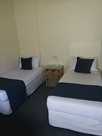 Captains Quarters Motor Inn