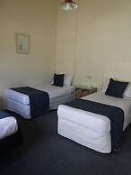 Captains Quarters Motor Inn