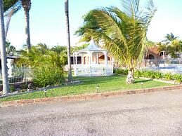 Castle Motor Lodge