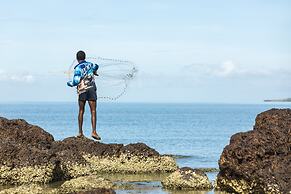 Albatross Bay Resort