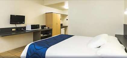 Albatross Bay Resort