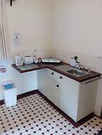 Marri Lodge & Cottages