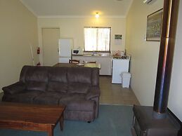 Marri Lodge & Cottages