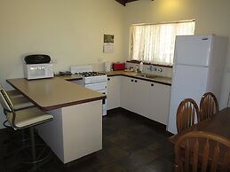 Marri Lodge & Cottages