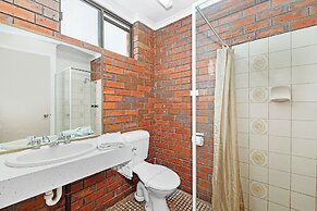 Golden Country Motel & Caravan Park