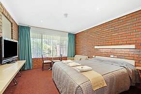 Golden Country Motel & Caravan Park