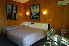 Tui Lodge Motel