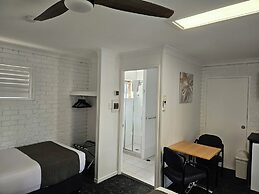 Cleveland Motor Inn
