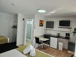 Cleveland Motor Inn