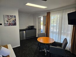 Cleveland Motor Inn