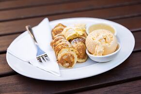 Clog Barn Caravan Park