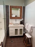 Tantarra Guest House