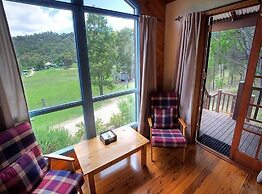 Wisteria Cottage and Cabins