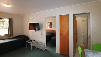 Bk's Counties Motor Lodge