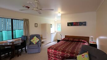 Bk's Counties Motor Lodge