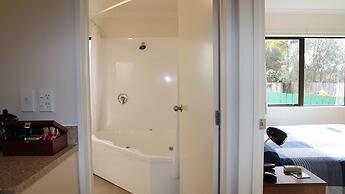 Bk's Counties Motor Lodge