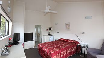 Bk's Counties Motor Lodge