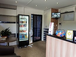 Moura Meridian Motel