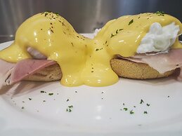 Moura Meridian Motel