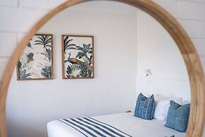 Mollymook Seascape Motel & Apartments
