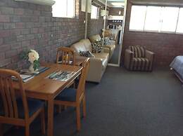 Avlon Gardens Motel - Ballina