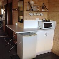 Avlon Gardens Motel - Ballina