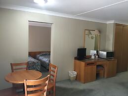 Club Inn Motel