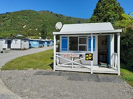 Waikawa Bay Holiday Park