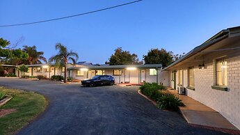 Oasis Motel Peak Hill