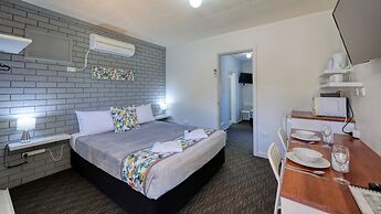 Oasis Motel Peak Hill