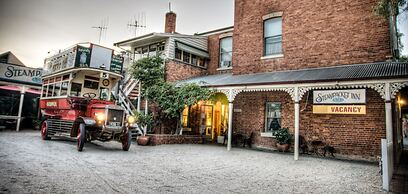 Steampacket Inn