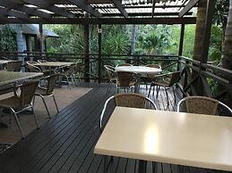 Avoca Beach Hotel