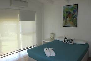 Dunk Island View Caravan Park