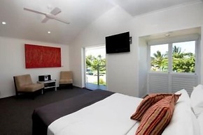 Shoredrive Motel